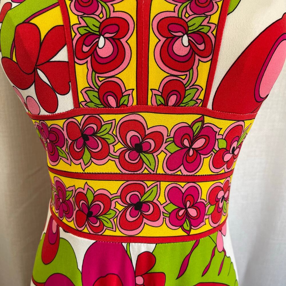 Donna Morgan Red Green Yellow Tropical Floral Sleeveless Fit Flare Boho Dress 8 - Picture 3 of 5